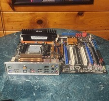 Asus M4A79T Deluxe scheda