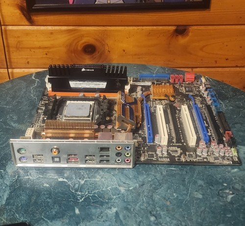 Asus m4a79t deluxe - asus,