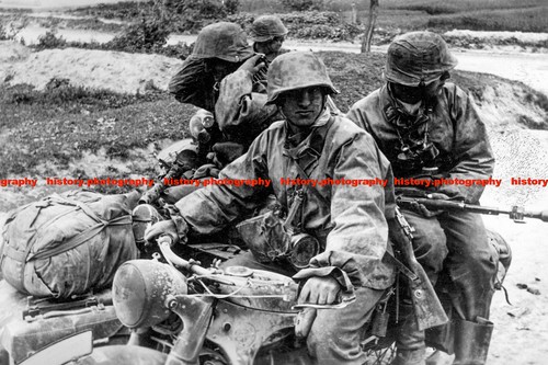 F016766 soldiers the waffen - soldiers, of