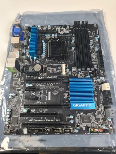 Carte mere gigabyte - carte,