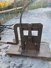 Taglierina antica base in legno