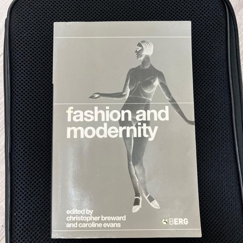 Moda modernità - e,