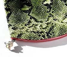 Borsa per trucco Sisley effetto pelle di serpente impermeabile