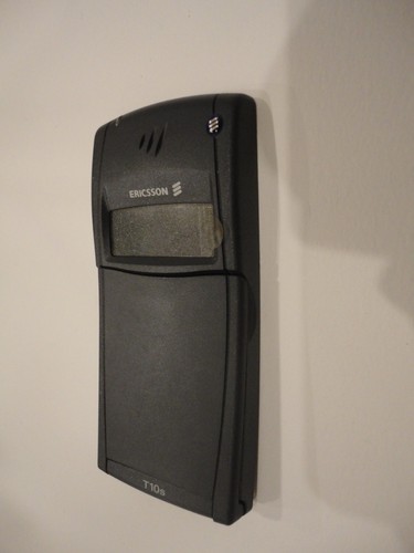Cover ericsson t10 front - cover,