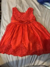 Abito rosso da festa per