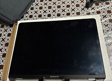 Macbook AIR A2337 monitor
