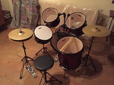 Batteria acustica Peace nera e bordeaux poco usata