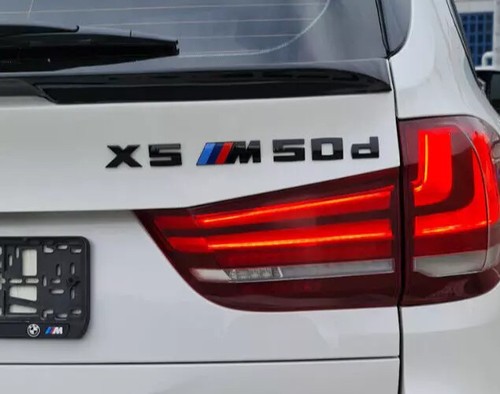 Bmw m50d emblema - x5,