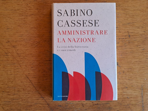 Sabino cassese amministrare - sabino, cassese: