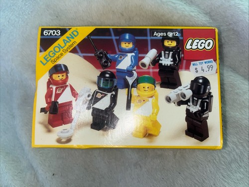 Lego 6703 space system minifig - space,