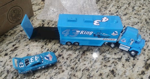Pixar cars car - pixar, hauler