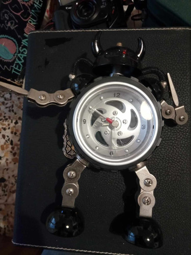 Orologio tavolo robot - da,