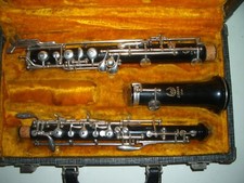 Linton Student Oboe con basso Bb in una custodia seriale #HP229990