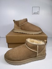 Stivali UGG Classic Ultra Mini