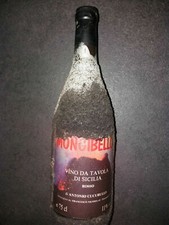 Bottiglia di vino Mongibello pietra lavica SICILIA lava vulcano 