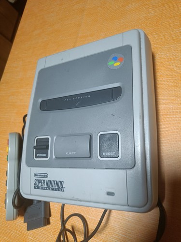 Nintendo super famicom console - nintendo,