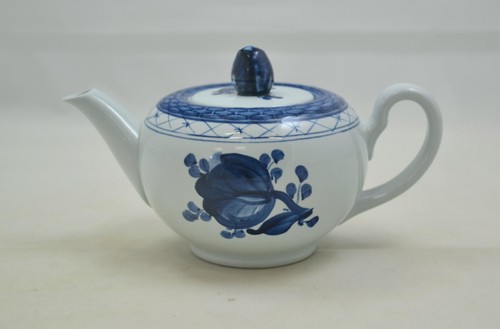 Royal copenhagen aluminia - royal,