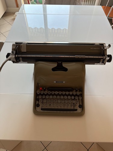 Macchina scrivere olivetti - macchina, da