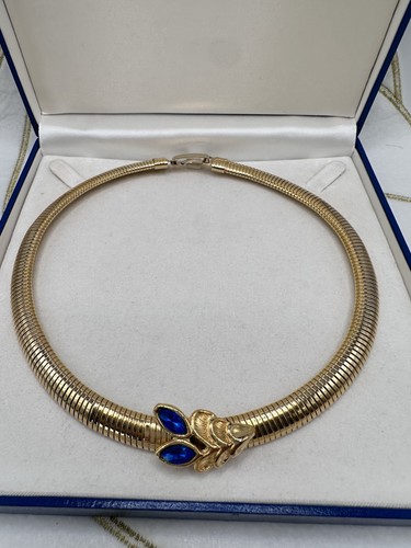 Collana donna girocollo rigida