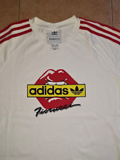 T-shirt ADIDAS x Fiorucci Kiss taglia S