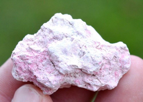 Sepiolite opale rosa var - sepiolite,