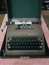 Macchina da scrivere manuale