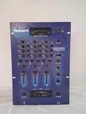 Numark DM2002X Pro Master Mix Mix Mix Mix Mixer Dj si accende
