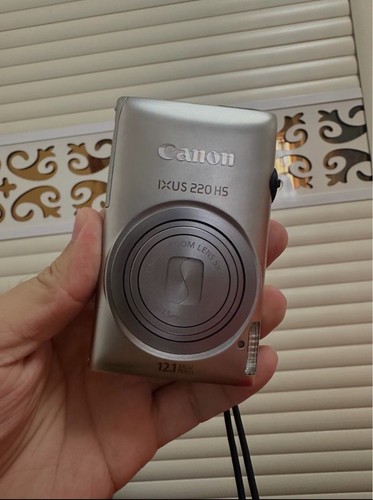 Canon ixus 220 - hs, hs