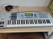 SINTETIZZATORE YAMAHA MOTIF