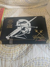 Montecristo Espada Oscuro Guard 50x6 scatola per sigari in camoscio nero