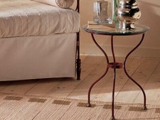 Comodino Camelia Realizzato in ferro battuto