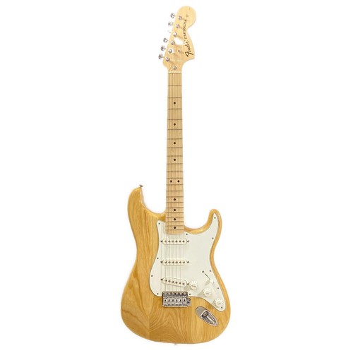 Fender japan stratocaster - fender,