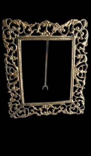 Grande cornice vintage
