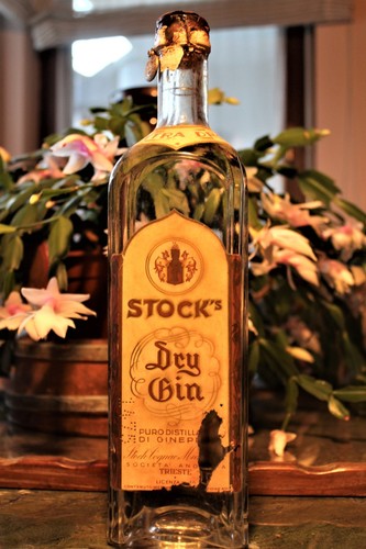 Gin1933 1944 stock - stock’s, dry
