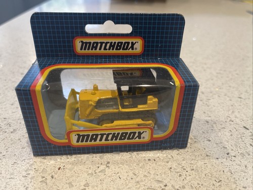 Bulldozer matchbox mb - bulldozer,