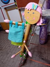 Appendino  abiti da muro per