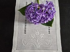 Set 3 centrini ricamati a mano