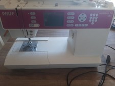 Macchina PFAFF Ambition 1.0 Usata. Sistema IDT. 