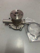 POMPA ACQUA MOTORE KUBOTA Z402