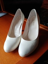 scarpa tacco bianca usata una sola volta per matrimonio.