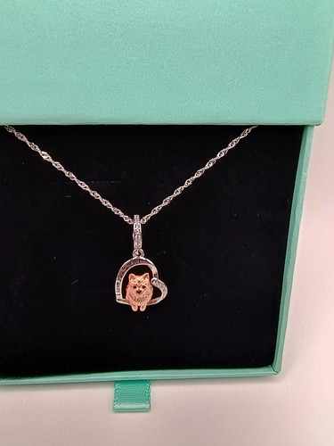 Collana con ciondolo cane