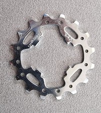 INGRANAGGIO 16 DENTI PER 9V