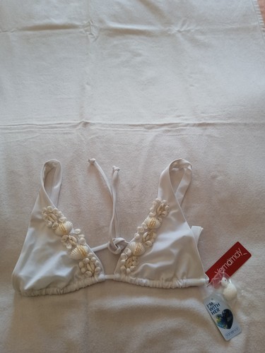 Bikini bianco con conchiglie