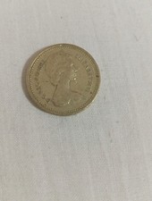 Rare 1983 one pound - pound, queen