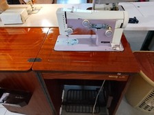 Necchi Supernova Julia 534 Macchina da cucire revisionata con camme