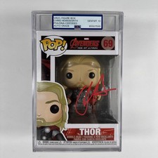 Chris Hemsworth Firmato