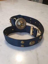 Cintura blu navy in pelle con teschio di ariete unisex
