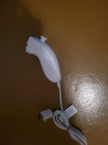 Nintendo wii nunchuck white - nintendo,