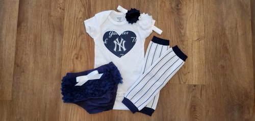 Ultimate yankees girl bloomer - girl,