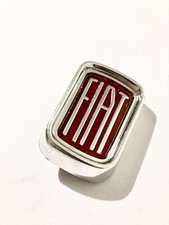 FIAT 500 L. Stemma Fregio